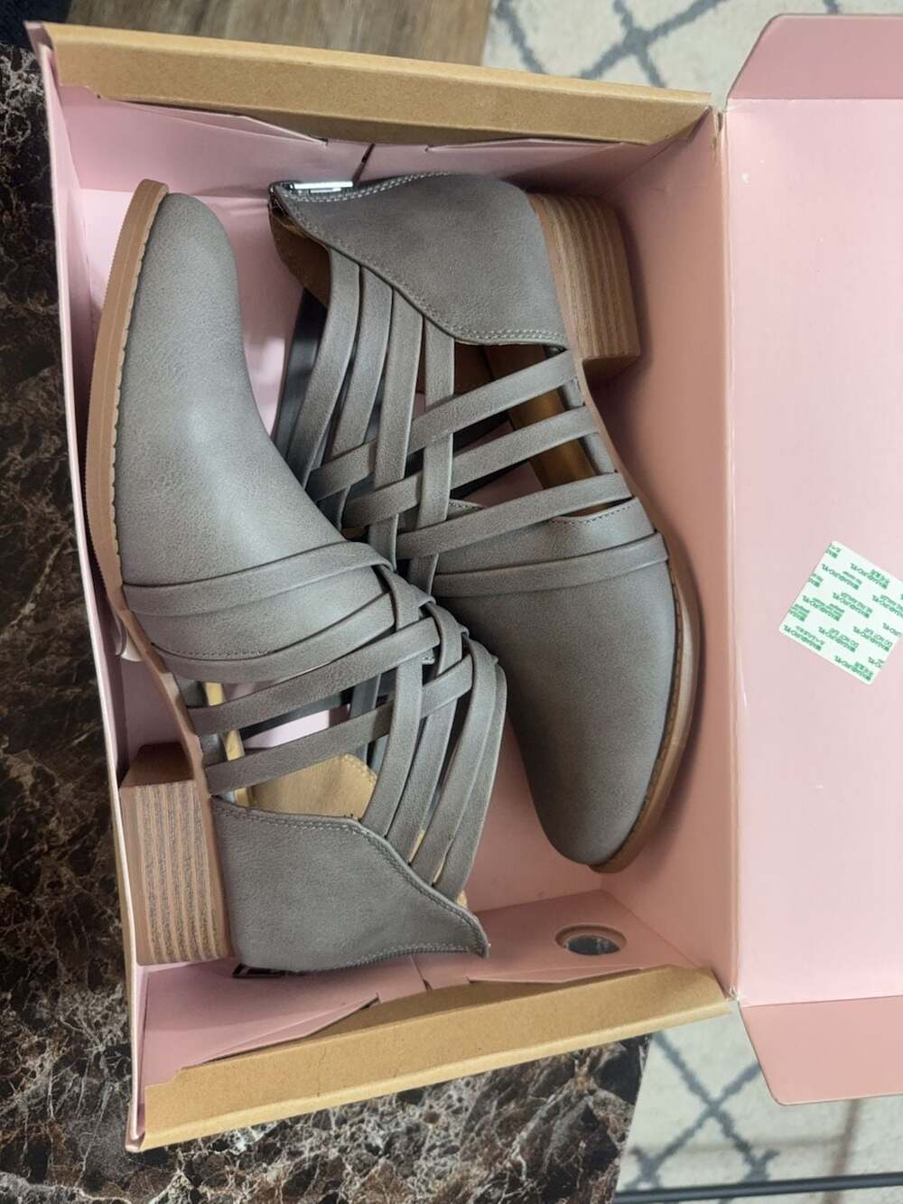 Charlotte Russe Kenning-S Gray Cutout Strappy Ankle Booties Size 8